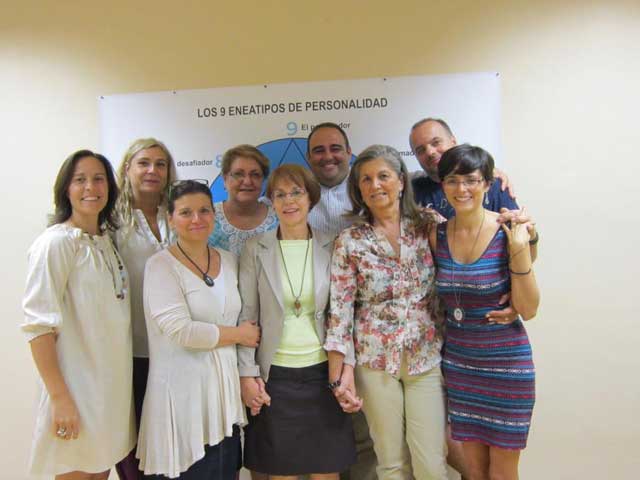formacion-eneagrama-centrado-en-la-persona-grupo-con-concha-2 formacion-eneagrama-centrado-en-la-persona-grupo-con-concha-2